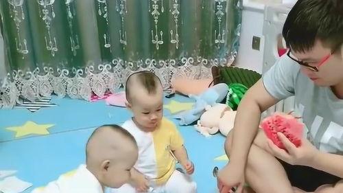 吃瓜搞笑宝宝,萌娃界的欢乐源泉